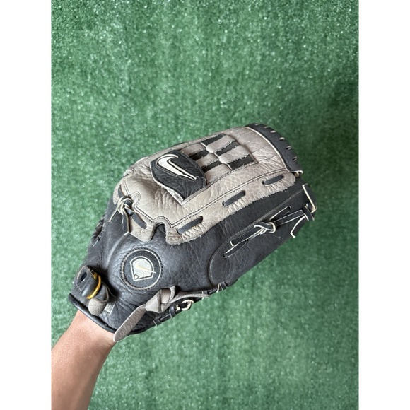 Nike Dri Fit Show Series 13" 1300 Baseball Softball Glove Right Hand Throw - Picture 1 of 10